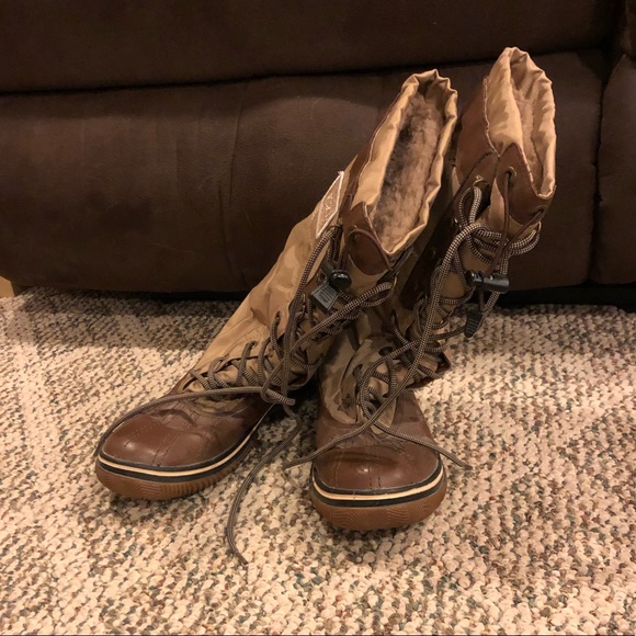 Toz high snow boots with laces. Tan/brown color - Picture 3 of 6